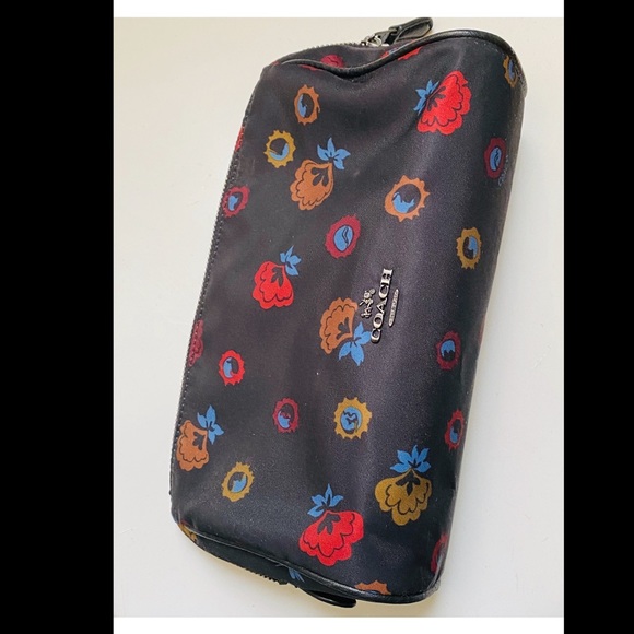 Coach Makeup Bag - Picture 1 of 3